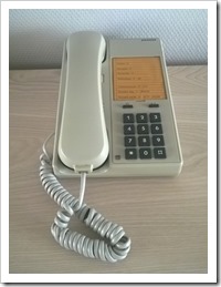 Telefoon in "4-sterren" hotel anno 2017 :-D