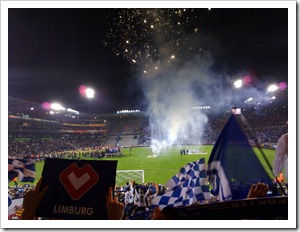 Na een uur gelukkig dan toch nog vuurwerk en een ereronde voor de spelers