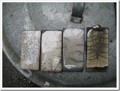 (foto testplaatjes raku glazuren)